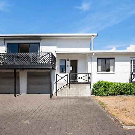 Lake Vista At Two Mile Bay- Taupo Central Home Luaran gambar