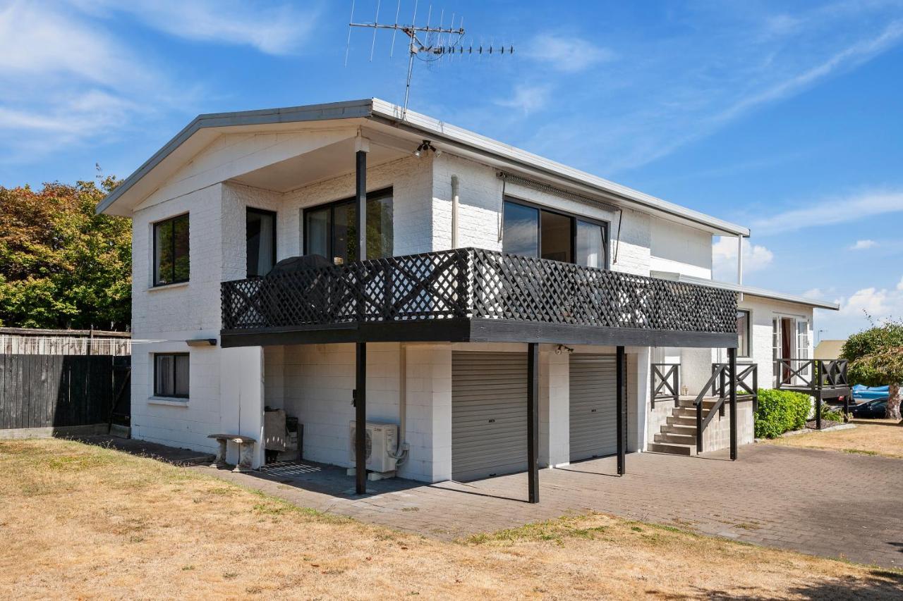 Lake Vista At Two Mile Bay- Taupo Central Home Luaran gambar